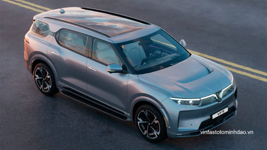 Phần này sẽ khám phá chi tiết về các mẫu xe SUV nổi bật từ VinFast, nhấn mạnh vào sự đa dạng và đổi mới mà chúng mang lại. Từ xe cao cấp đến xe điện thân thiện với môi trường, mỗi mẫu đều đại diện cho cam kết của VinFast trong việc mang đến sản phẩm chất lượng cao cho khách hàng.